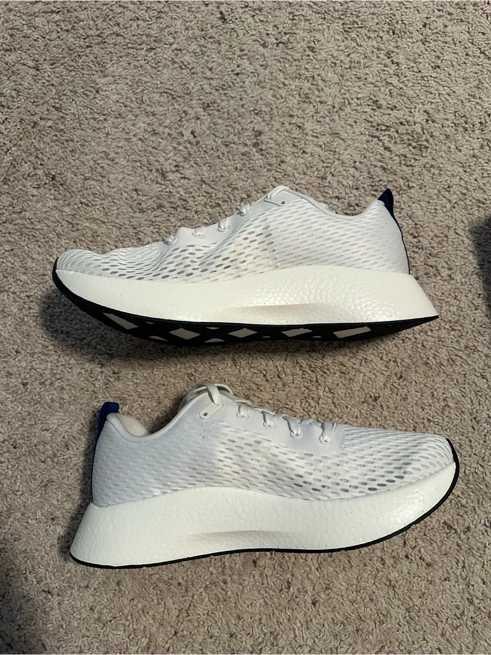 NOBULL White Athletic Mesh Trainers with Blur Sole Accents size 12 NEW